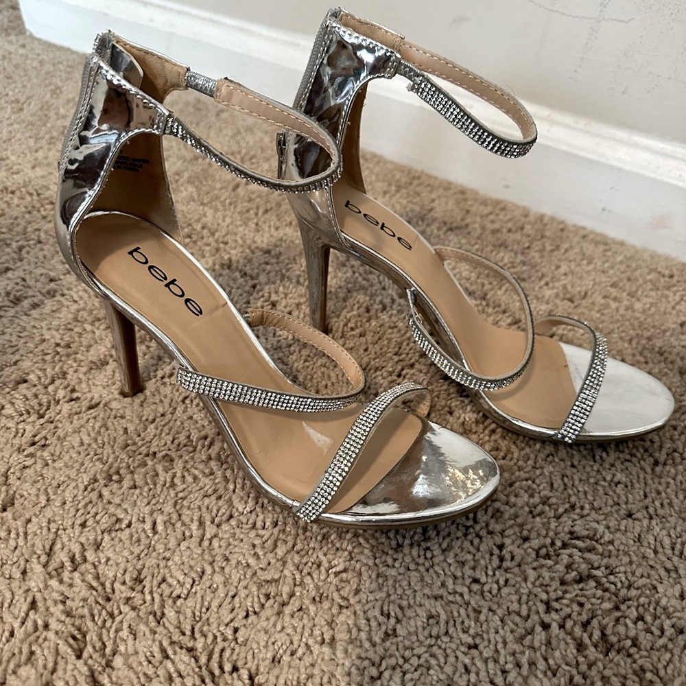 High heel. - Picture 3 of 4
